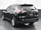 Used 2016 Nissan Rogue SV image 5