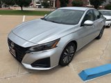 Used 2023 Nissan Altima 2.5 SV image 4