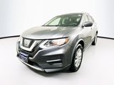 Used 2017 Nissan Rogue SV image 3