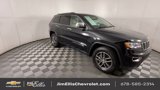 Used 2017 Jeep Grand Cherokee Limited image 2