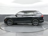 Certified 2022 Volkswagen Tiguan SE image 4