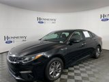 Used 2020 Kia Optima LX image 1