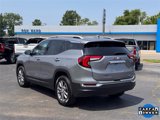 Used 2024 GMC Terrain SLT image 2