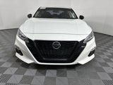 Used 2022 Nissan Altima 2.5 SR w/ Midnight Edition Package image 3