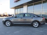 Used 2017 Ford Taurus SE image 4