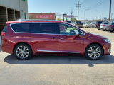 Used 2019 Chrysler Pacifica Limited w/ Tire & Wheel Group image 2