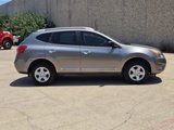 Used 2015 Nissan Rogue S image 2