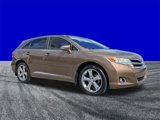 Used 2014 Toyota Venza LE image 2