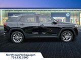 Used 2022 GMC Terrain SLT w/ Infotainment Package II image 2