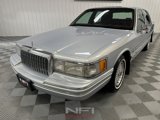 Used 1994 Lincoln Town Car Signature image 3