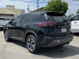 Used 2023 Nissan Rogue SV image 3