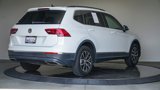 Used 2021 Volkswagen Tiguan SE w/ Panoramic Sunroof Package image 5
