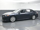 Used 2020 Toyota Camry LE image 4