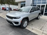 New 2025 Jeep Grand Cherokee Laredo X w/ Luxury Tech Group I image 6