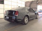 Used 2018 Chrysler 300 Touring image 2