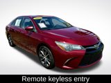 Used 2015 Toyota Camry SE image 2