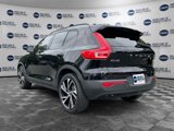 Used 2022 Volvo XC40 T5 R-Design w/ Climate Package image 3