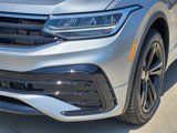 Certified 2024 Volkswagen Tiguan SE R-Line image 6