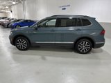 Used 2021 Volkswagen Tiguan SE w/ Panoramic Sunroof Package image 5