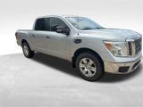 Used 2017 Nissan Titan SV image 5