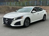 Used 2023 Nissan Altima 2.5 SV image 2