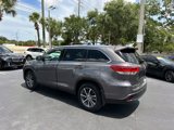Used 2019 Toyota Highlander XLE image 5