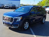 Used 2022 GMC Terrain SLE w/ Driver Convenience Package image 2