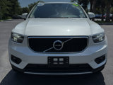 Used 2021 Volvo XC40 T5 Momentum w/ Premium Package image 2