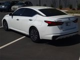 Used 2023 Nissan Altima 2.5 SV image 4