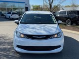 Used 2017 Chrysler Pacifica Touring image 2