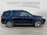 Used 2023 Subaru Forester Premium image 6