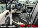 Used 2017 Chrysler Pacifica Touring-L image 6