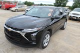 Used 2025 Chevrolet Trax LS image 2