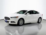 Used 2016 Ford Fusion SE w/ Equipment Group 202A image 3