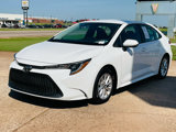 Used 2022 Toyota Corolla LE image 3