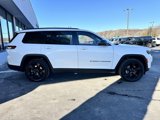 Used 2023 Jeep Grand Cherokee L Laredo image 4