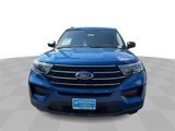Used 2020 Ford Explorer XLT image 3
