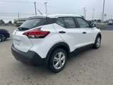 Used 2020 Nissan Kicks S image 3