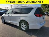 Certified 2020 Chrysler Pacifica Touring-L w/ Tire & Wheel Group image 4