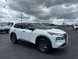 Used 2022 Nissan Rogue S image 3