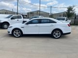 Used 2015 Ford Taurus SE image 3