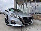 Used 2022 Nissan Altima 2.5 SR image 2