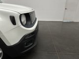 Used 2015 Jeep Renegade Latitude image 2