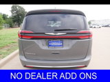 Used 2022 Chrysler Pacifica Touring-L image 4