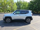Used 2017 Jeep Renegade Limited image 2