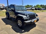 Used 2017 Jeep Wrangler Unlimited Rubicon w/ Connectivity Group image 2