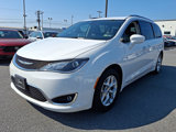 Used 2018 Chrysler Pacifica Touring-L Plus w/ Tire & Wheel Group image 3