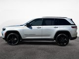 Used 2023 Jeep Grand Cherokee Altitude image 3
