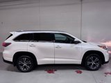 Used 2016 Toyota Highlander XLE image 2