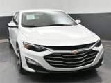 Used 2022 Chevrolet Malibu LT image 2